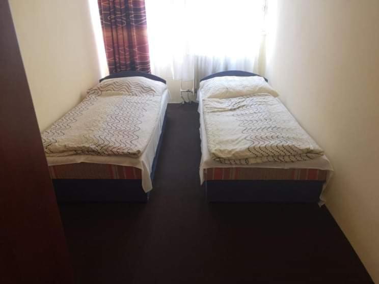 Fenyves Panzio Bed and Breakfast Siófok Esterno foto