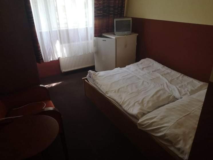 Fenyves Panzio Bed and Breakfast Siófok Esterno foto